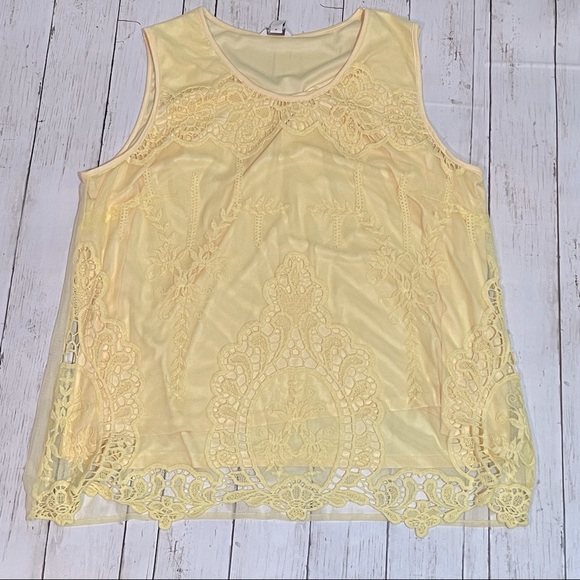 NWT Cato XL light yellow layered lace tank - Picture 1 of 3